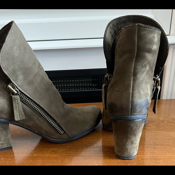 Bueno Suede Boots - Picture 3 of 5